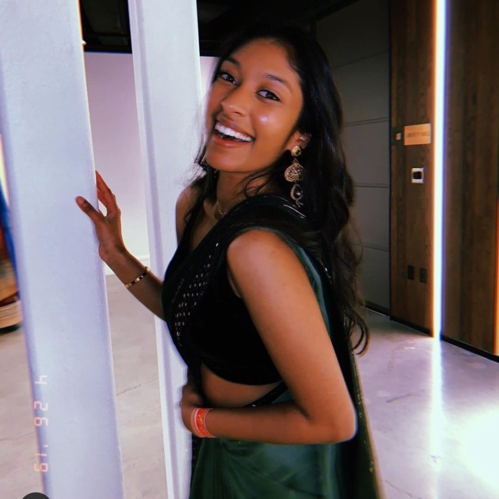Meet your Posher, Vineeta